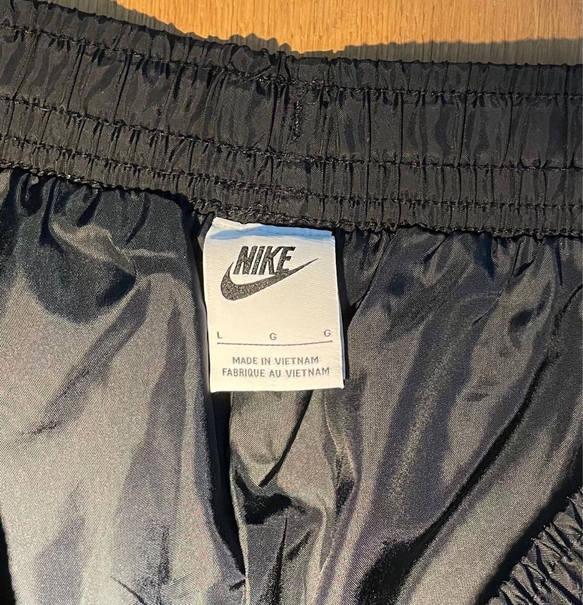 Nike Pantaloni: Nike Trainerhose schwarz – Usato da Altendorf venduto da Kabuzze 3