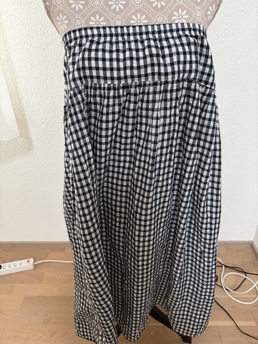 Röcke: Sommerjupe Part Two Grösse 40 – Neu und originalverpackt aus Bonstetten von Moma10