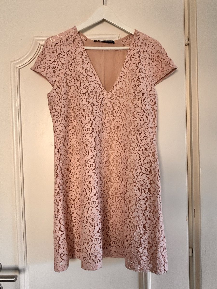 Zara Kleider: Zara Damenkleid – Gebraucht aus Lugano von Paolabiesse