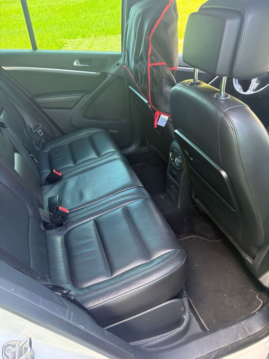 VW Automobili: VW Tiguan 2.0 TSI weiss – Usato da Goldingen venduto da Wolfi04 2