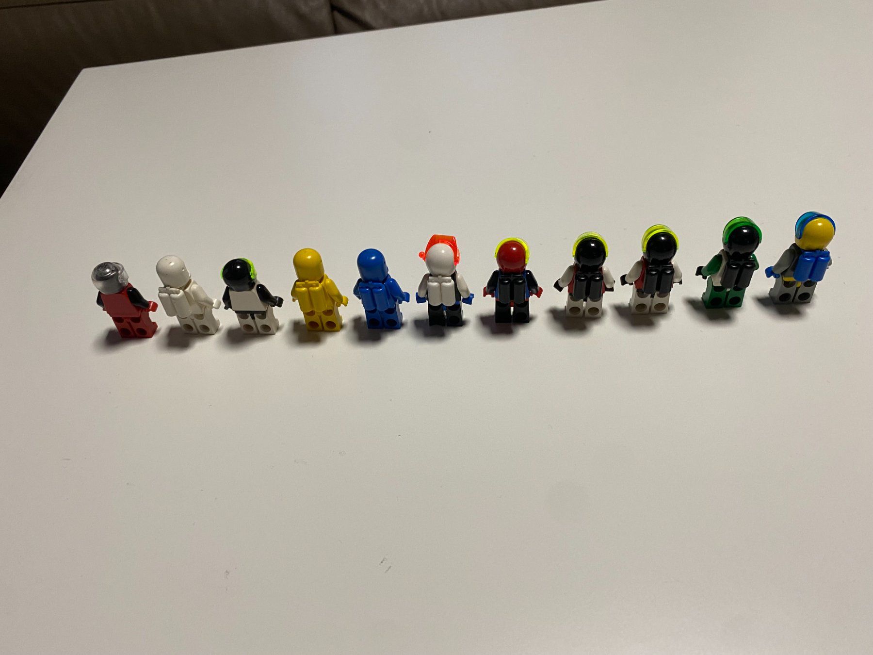 Lego Giocattoli: LEGO - 11 - VERSCHIEDENE - SPACE - FIGUREN – Usato da Gelterkinden venduto da ajdt4 3