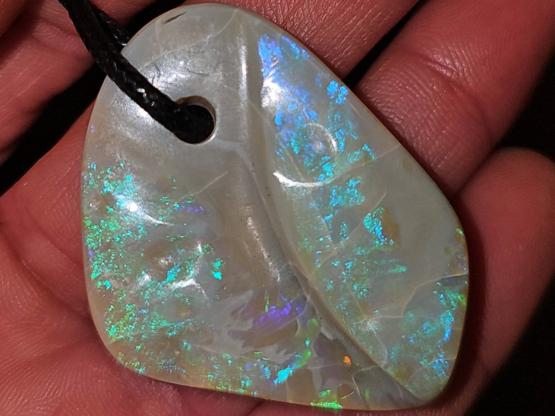 Pietre preziose: Natürlicher australischer Flashfire Opal Anhänger – Usato da Uerkheim venduto da Winwinner 1
