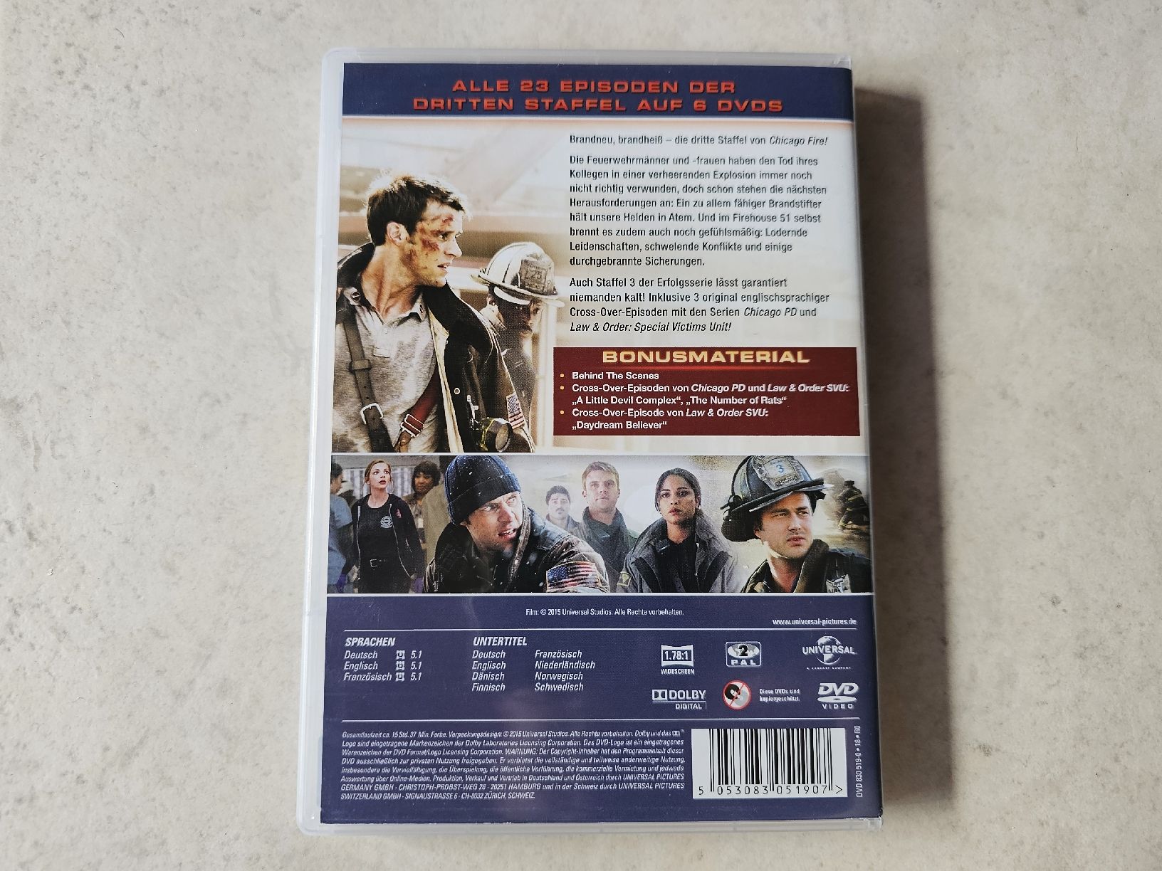 Tutti i DVDs: Chicago Fire  -  Staffel 3 – Usato da Schneisingen venduto da backstore24 1