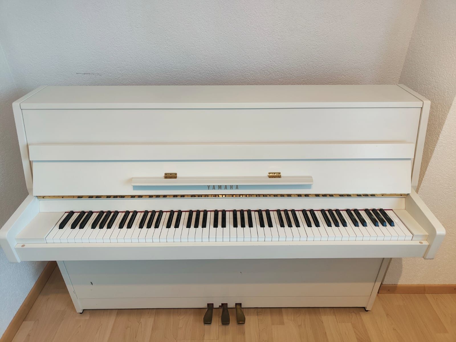 Yamaha Strumenti musicali: Klavier Yamaha C108 – Usato da Solothurn venduto da Samuel6