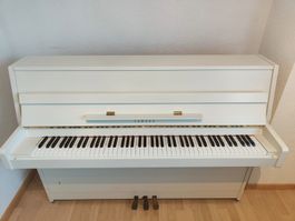 Klavier Yamaha C108