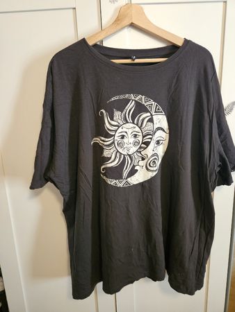 2 Damen T-Shirt Schwarz Mond Sonne Print Grösse XL 
