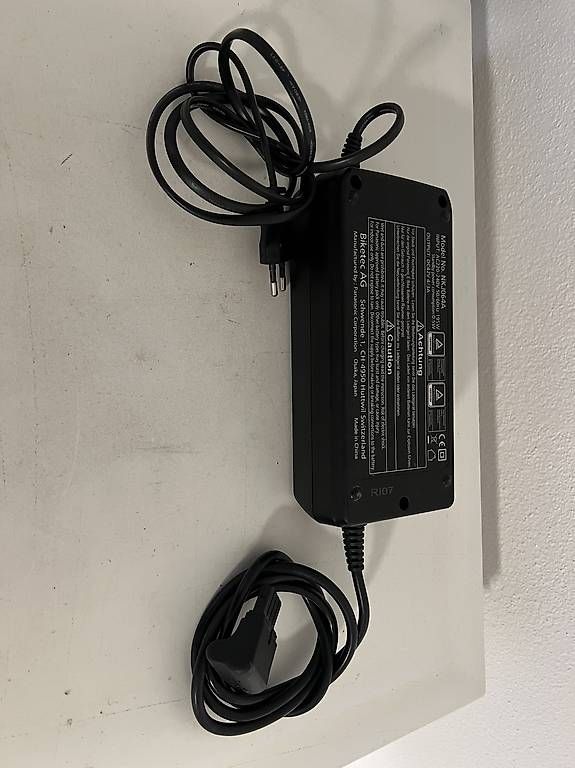 Flyer Chargeurs: Flyer Ladegerät – D'occasion à Derendingen par AABB 4