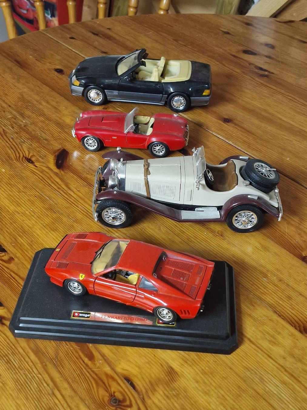 Bburago Modellini d'auto: modellautos convult 4 – Usato da Herzogenbuchsee venduto da ioa_zcm6