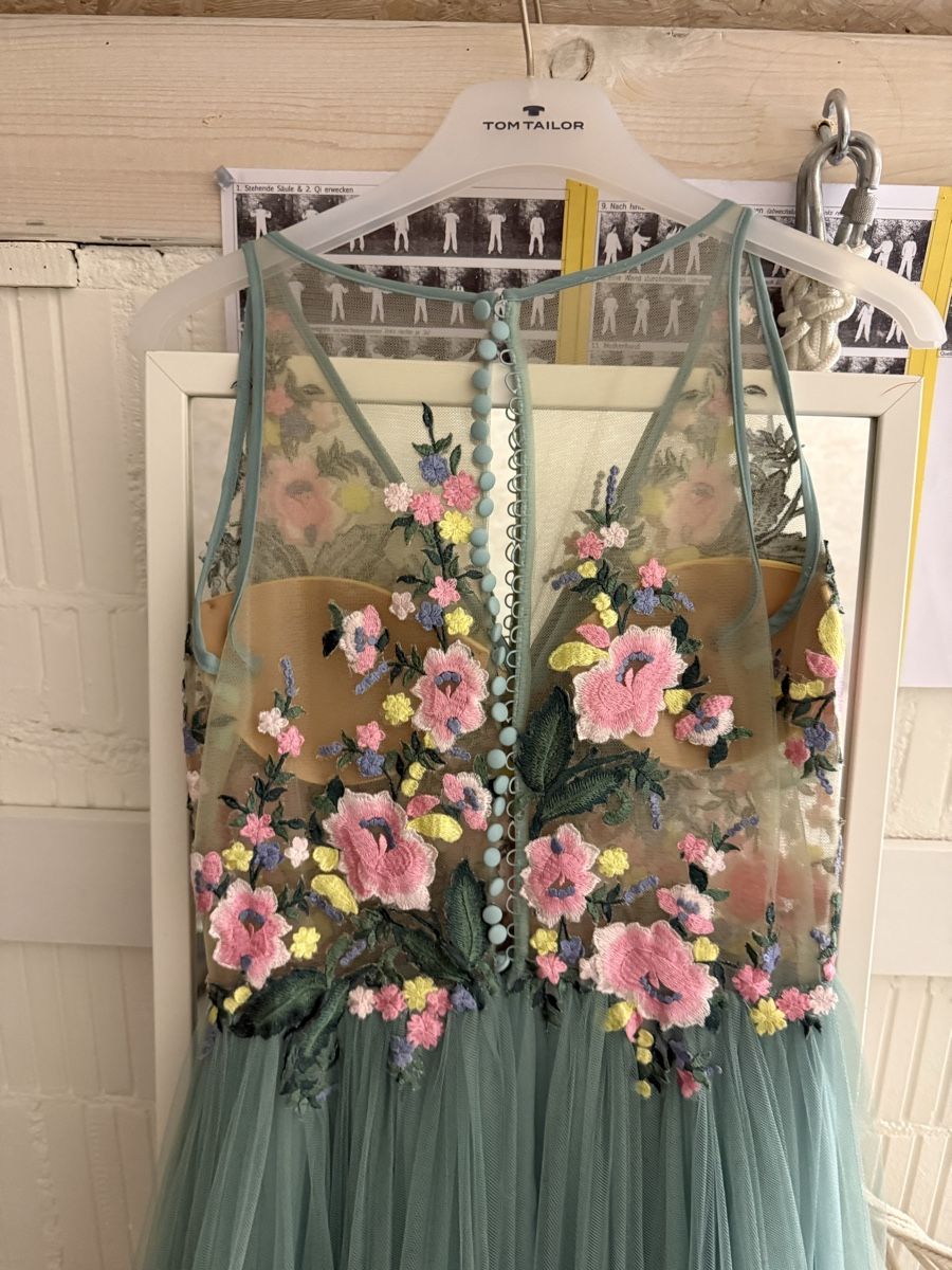 Vestiti: Cocktail Kleid – Usato da Mülligen venduto da and_djv9 3