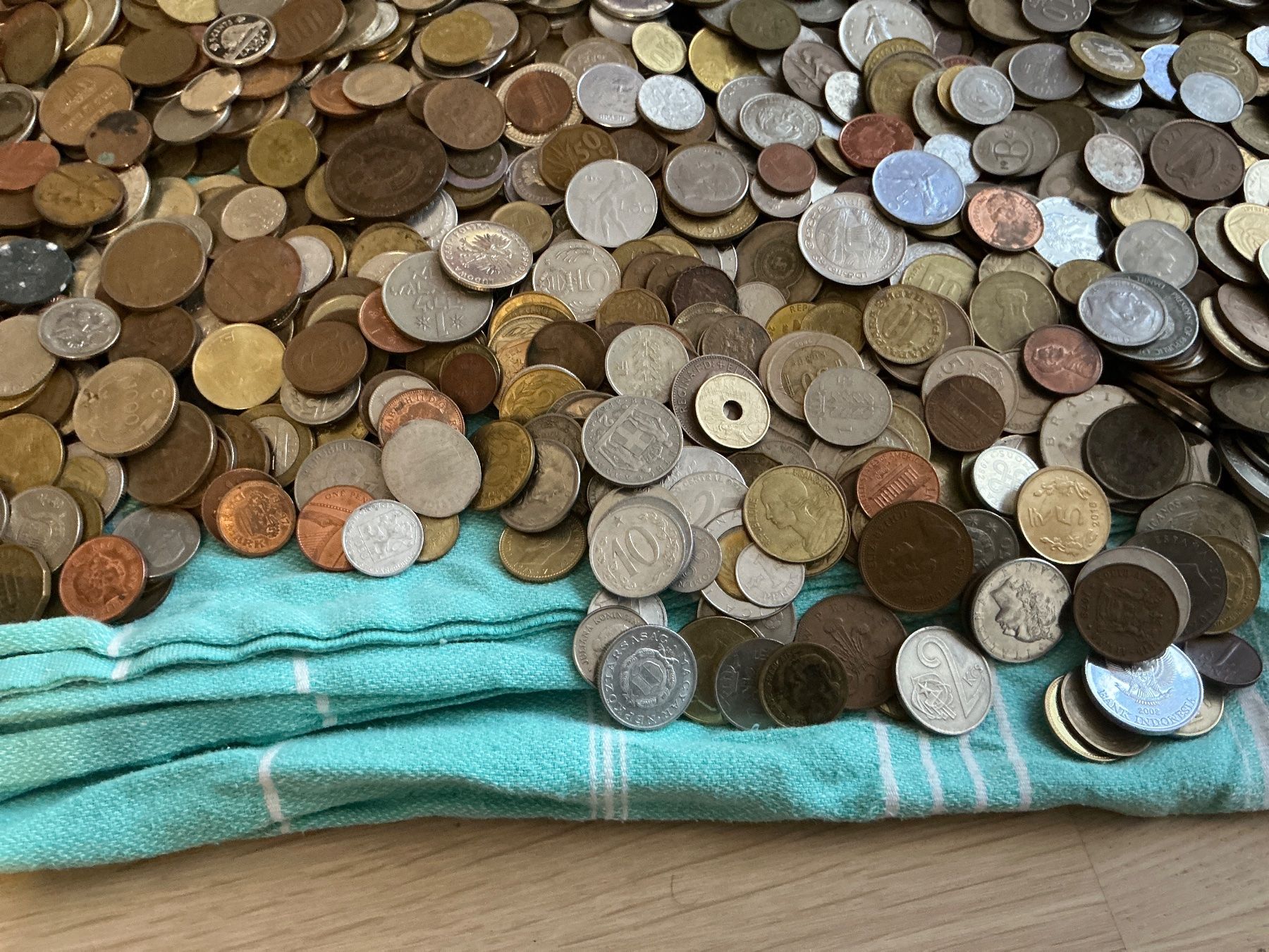 Alle Münzen: 9 Kg Weltweit Lot H – Gebraucht aus Dietikon von Numi2000 4