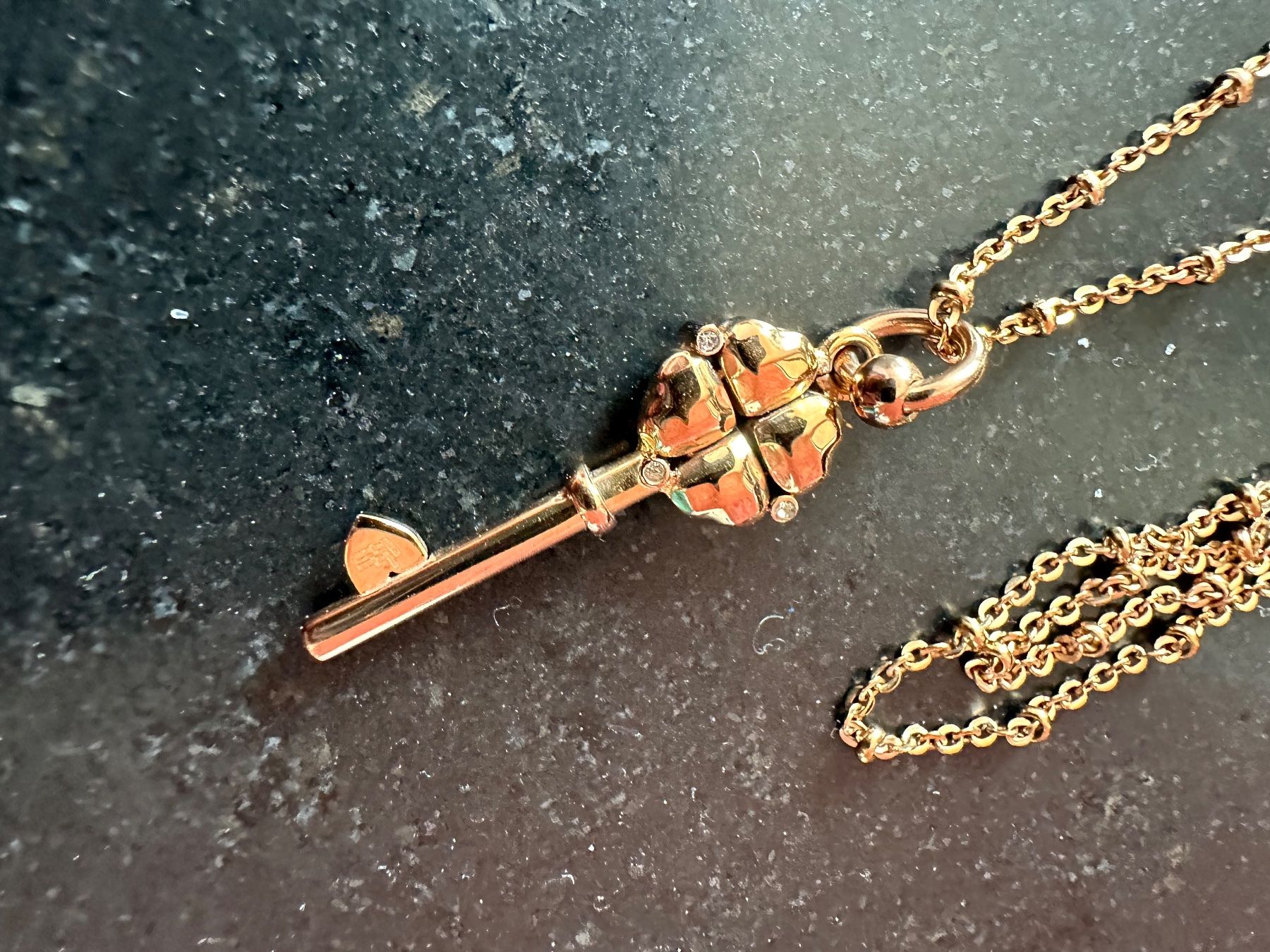Catenine: Kette mit Schlüssel als Anhänger – Usato da Remigen venduto da Orlana7 3
