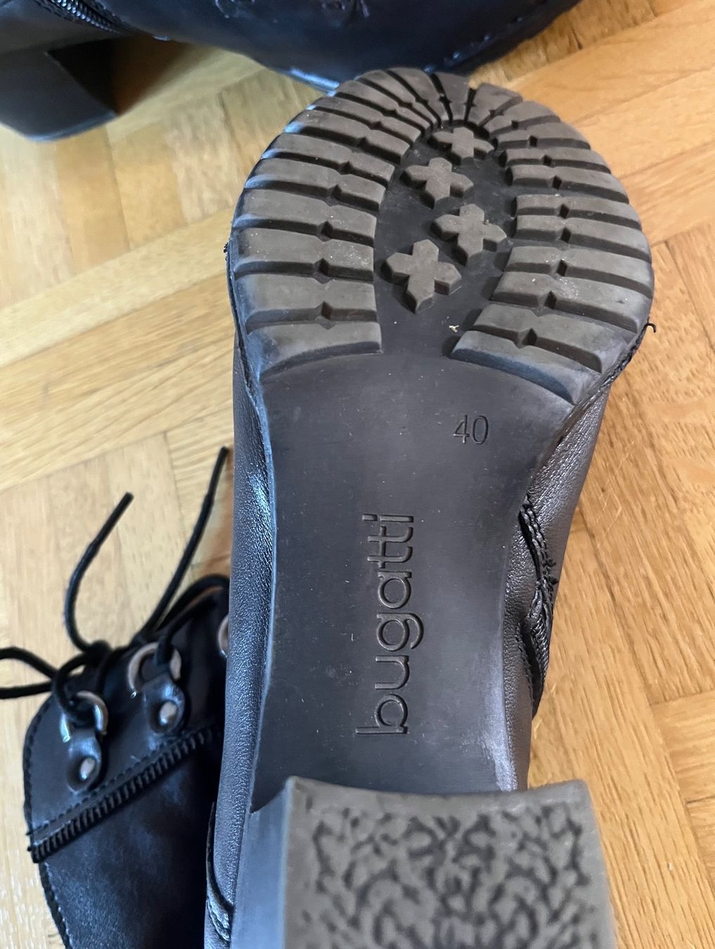 Bugatti Scarpe da donna: Bugatti Damen Schuhe Gr. 40 – Usato da Frauenfeld venduto da cookies_and_cream 4