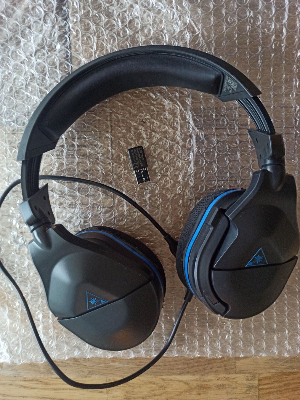 Sony Cuffie: Turtle Beach Stealth 600P Wireless Headset PS4 + Dongle – Usato da Oberweningen venduto da mar_87mx