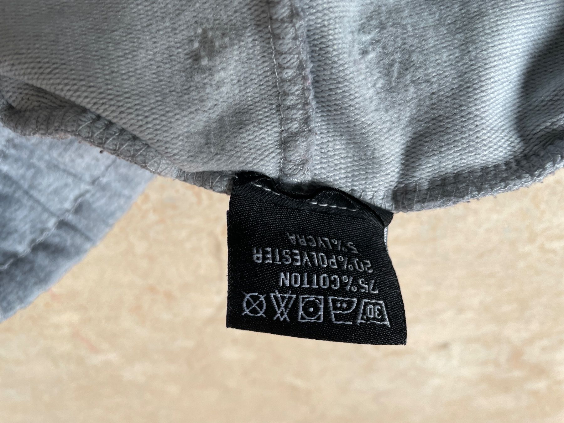 Pantaloni: Lange Shorts Gr. S – Usato da Klingnau venduto da vollmond36 3