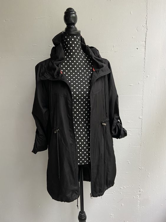 Autres vêtements femmes: Neuer Regenponcho in a pocket/ in der Tasche – Neuf (Voir description) à Zürich par Eves.vintage.element 1