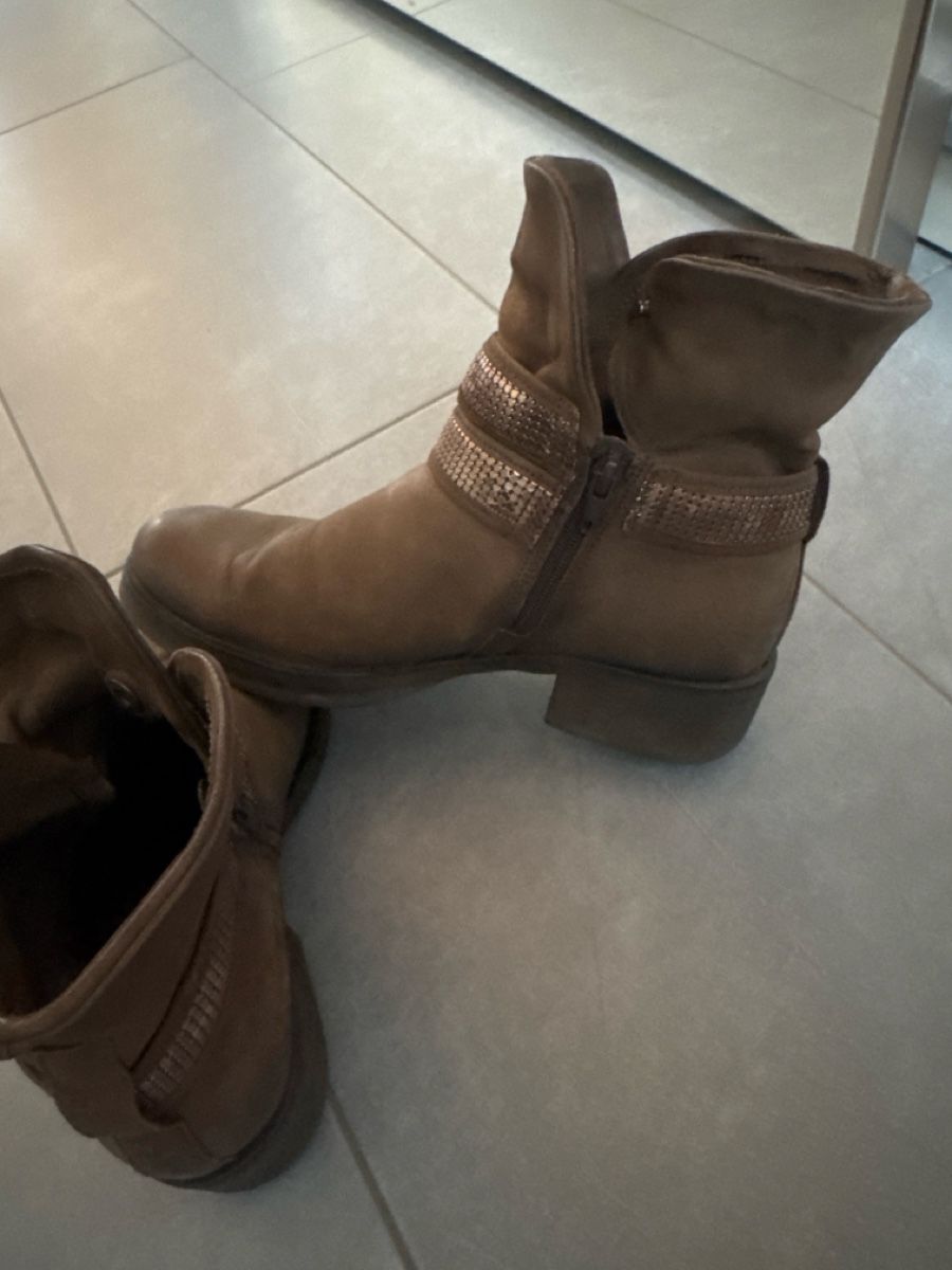 Damenschuhe: Echtleder Stiefelette – Gebraucht aus Fürstenau von Du-01 2