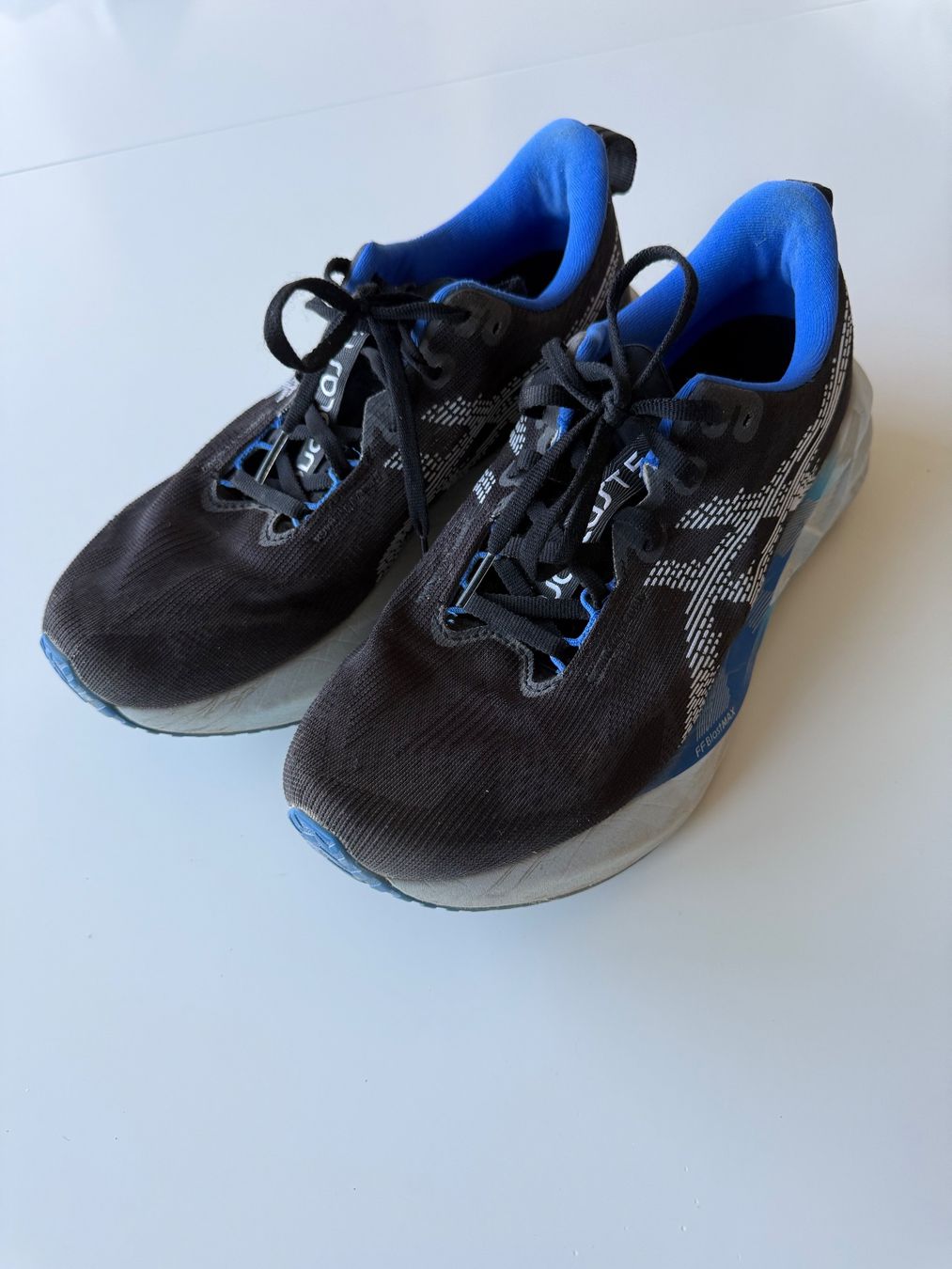Asics Chaussures hommes: Novablast 5 – D'occasion à Meyrin par Sdenis84 2