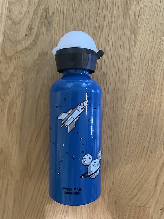 Sigg Gourdes & Thermos: Neue Sigg-Flasche Micky Mouse, 0.5 L – D'occasion à Zürich par aqualina77 1