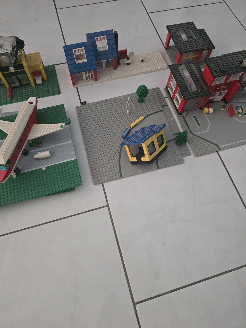 Lego Kit di costruzioni: Riesiges Lego Konvolut 12 Volt Eisenbahn/ Stadtleben – Usato da Weiach venduto da KissGearSwiss96 4