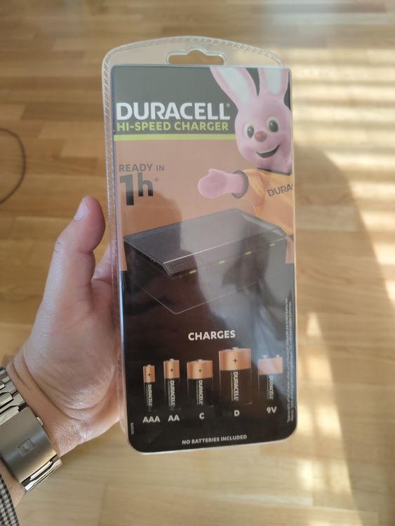 CHARGEUR PILES CEF22 DURACELL