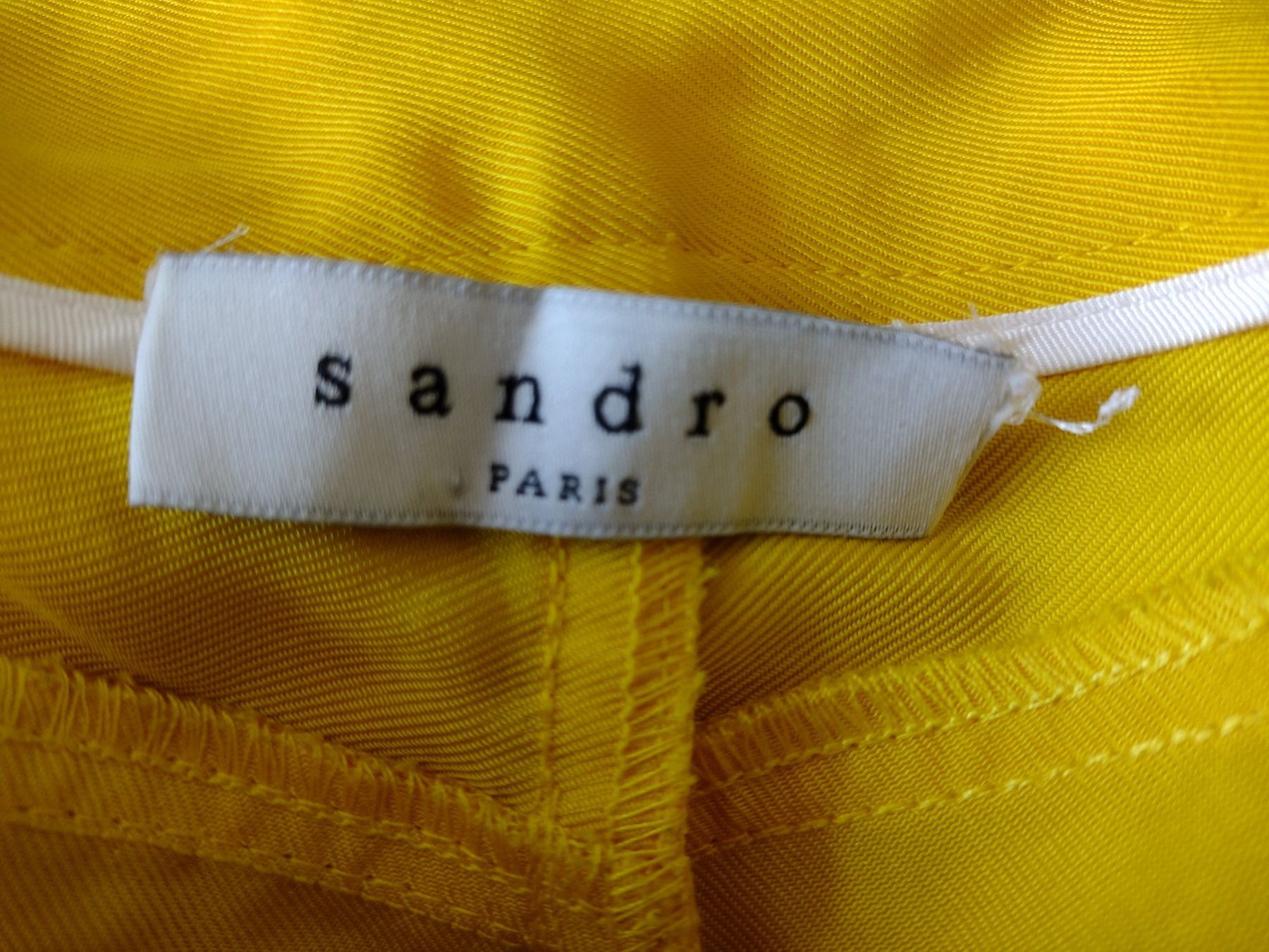 Sandro Pantaloni: Original Sandro Paris Shorts - gelb - Gr. 36 – Nuovo (secondo la descrizione) da Stadel venduto da Chanel_5 5