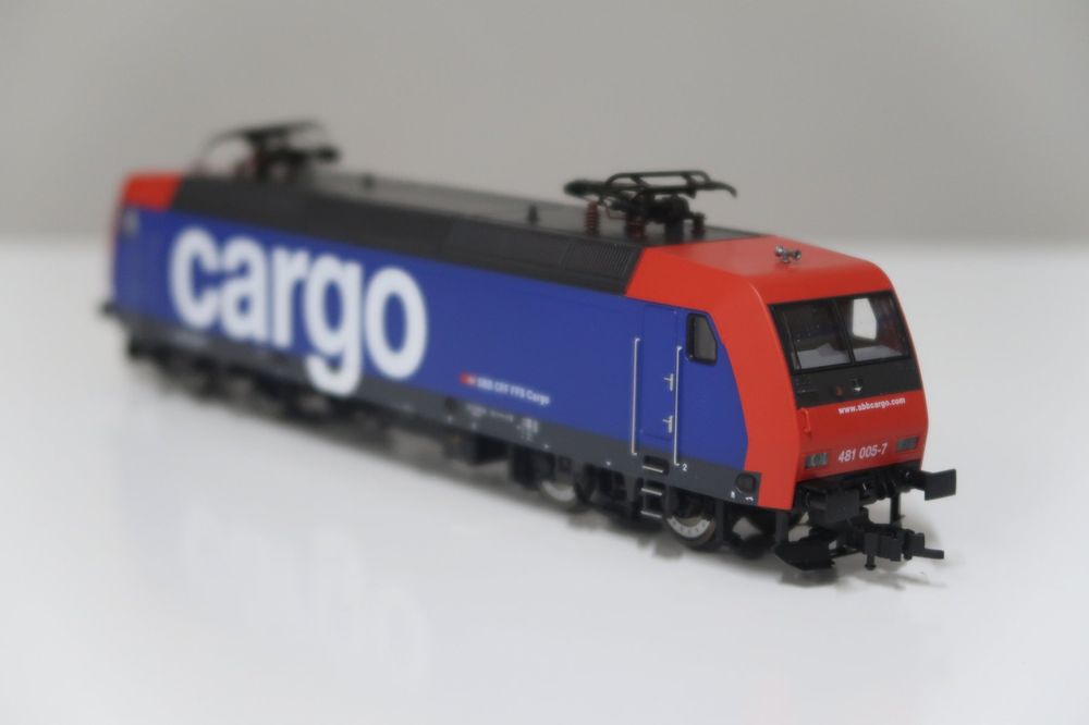 Locomotive Fleischmann 4323 Traxx Re 481 005 SBB Cargo – HO 1/87, Digitale, Bleue