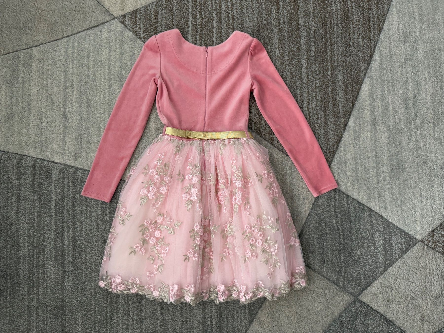 Vestiti & Gonne: Festliche Kleid Gr.134 – Usato da Zürich venduto da makmakmak 1