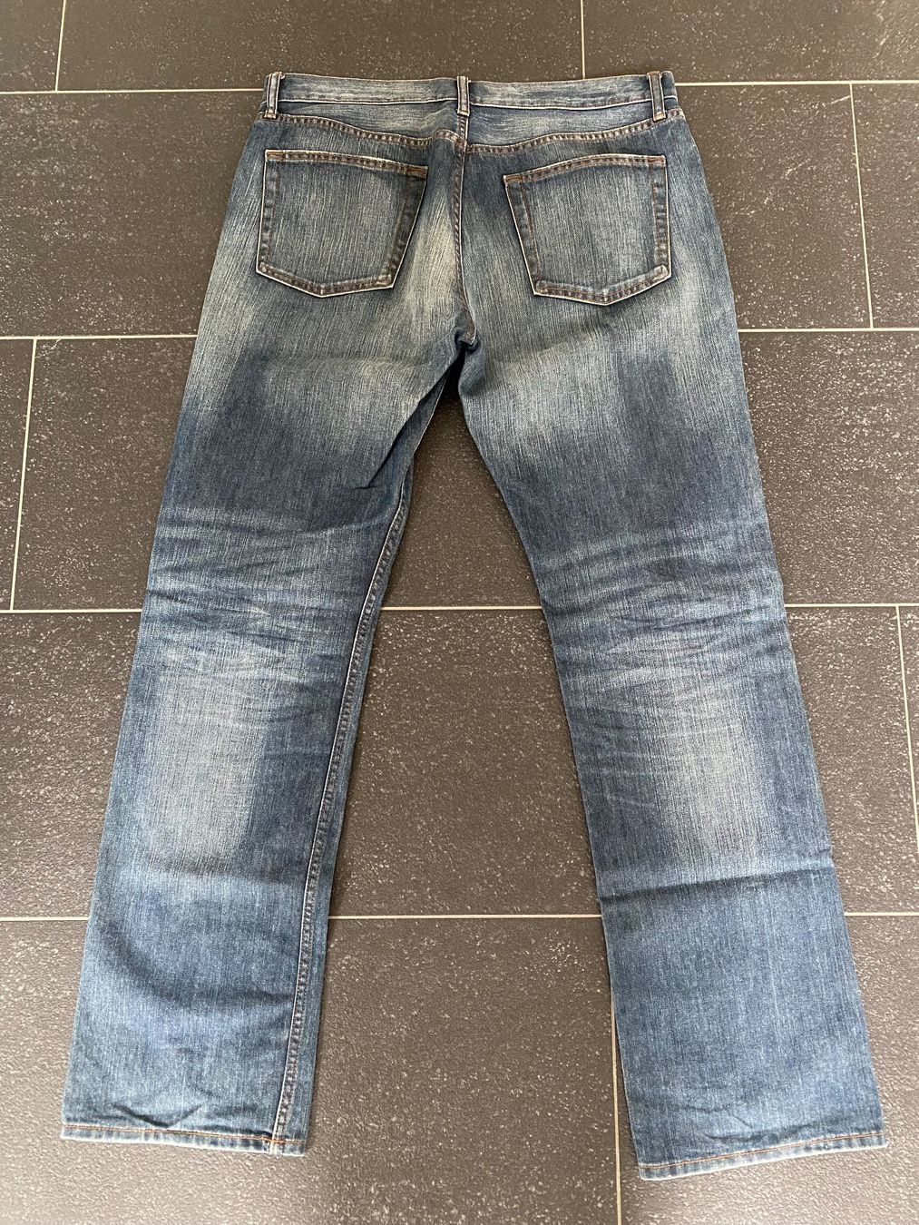 Uniqlo Jeans: Uniqlo Jeans – Usato da Lützelflüh-Goldb venduto da flu_q9tg 4