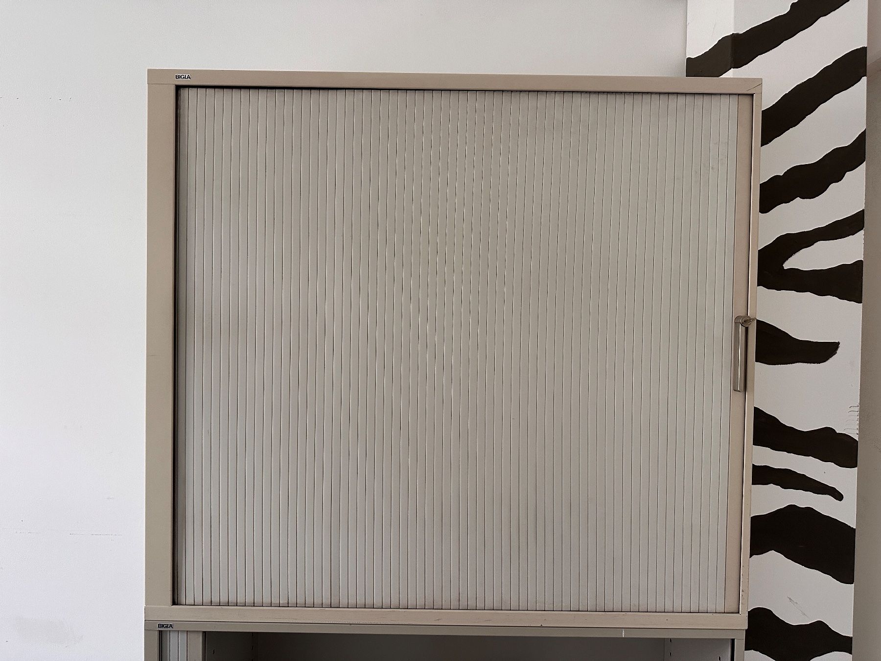 Bigla Armadi: Bigla Rollladenschrank – Usato da Winterthur venduto da StiftungSchleife 1