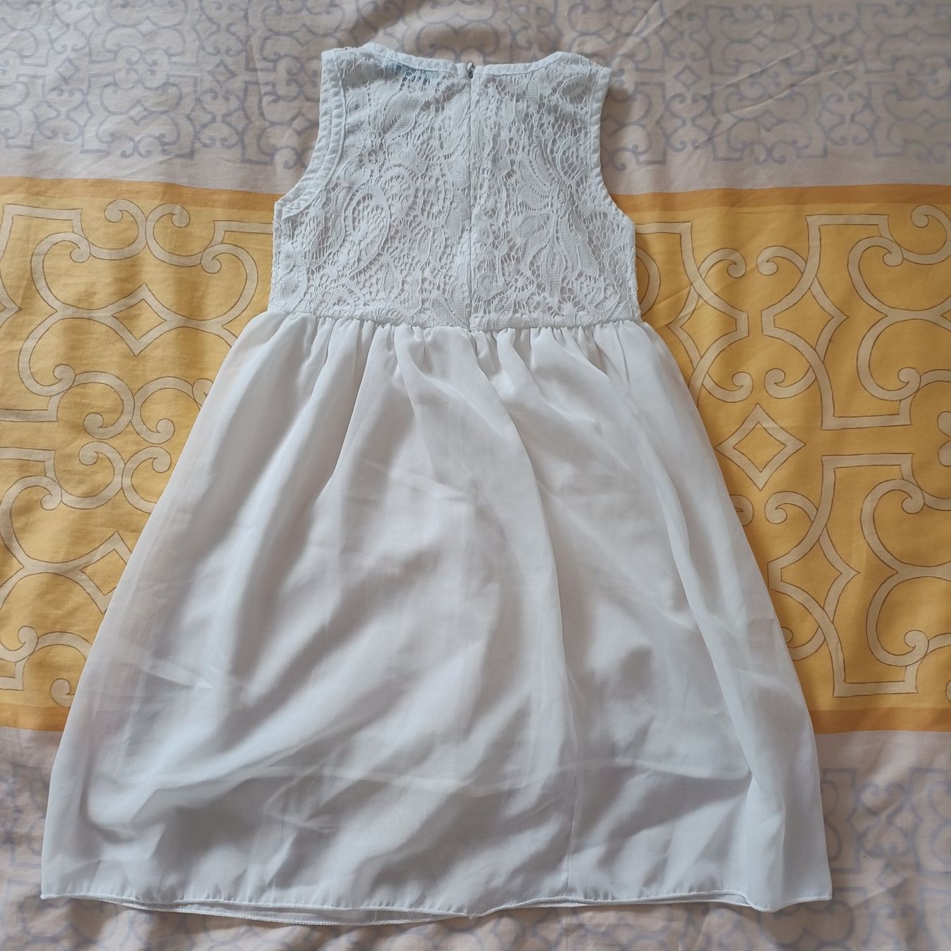 Vestiti & Gonne: Festliches Kleid Mädchen Gr. 130 – Usato da Emmetten venduto da Hornberger 2