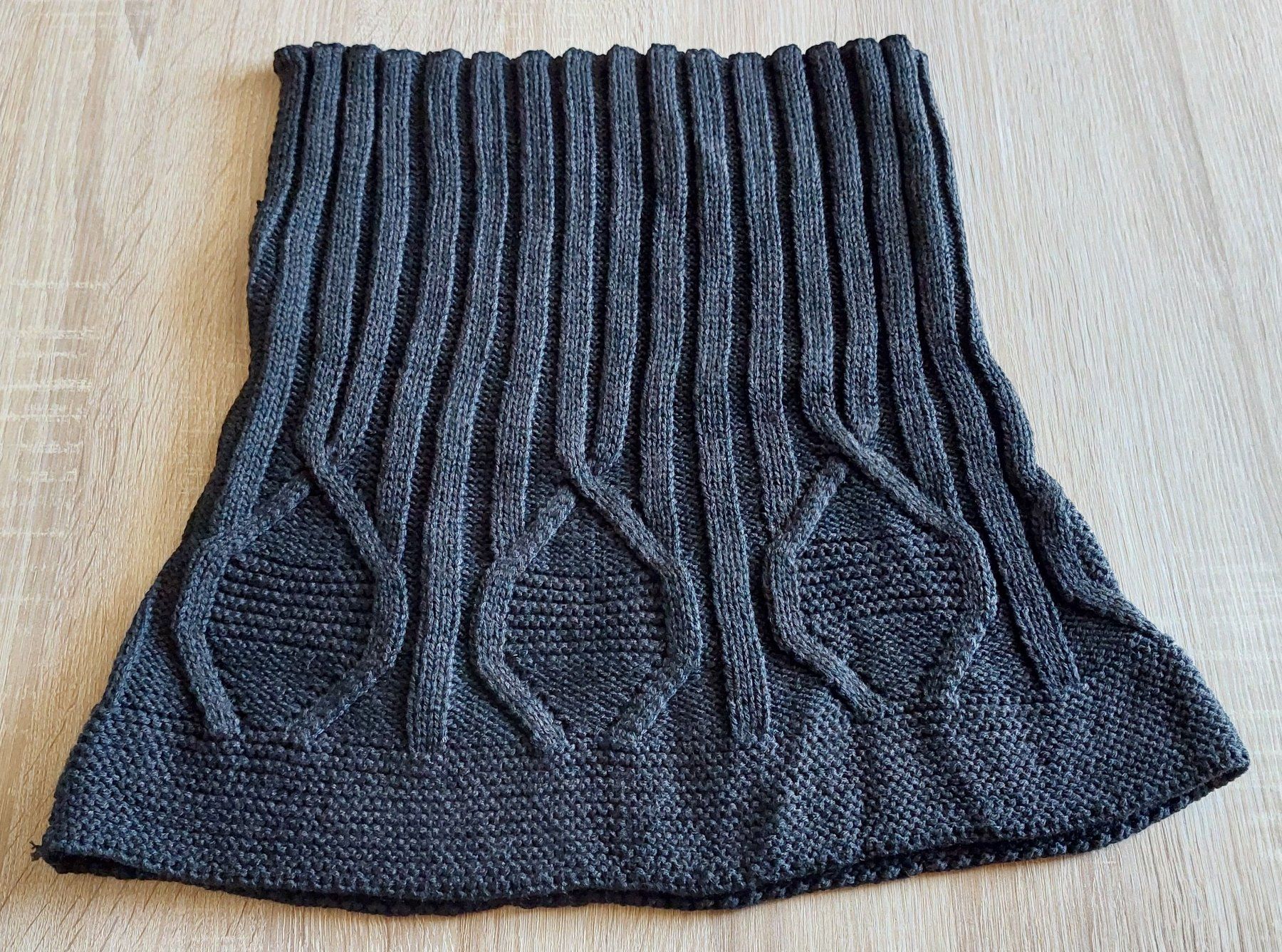 Foulard & Sciarpe: Neue warmer Strick-Rollkragen – Nuovo (secondo la descrizione) da Zollikofen venduto da Blackie 1