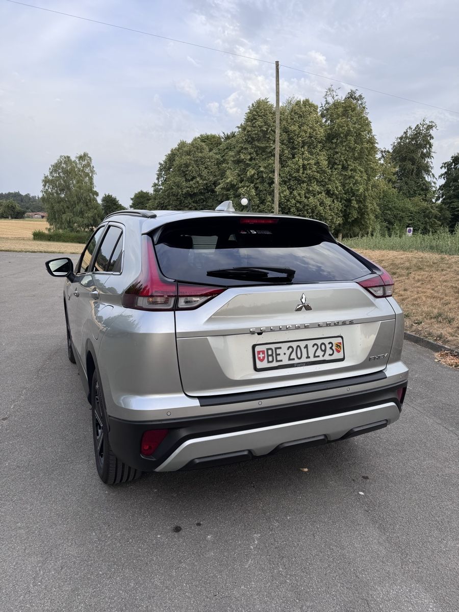Mitsubishi Autos: MITSUBISHI Eclipse Cross PHEV 2.4 PHEV Style 4x4 – Gebraucht aus Neuenegg von trendshop24 3