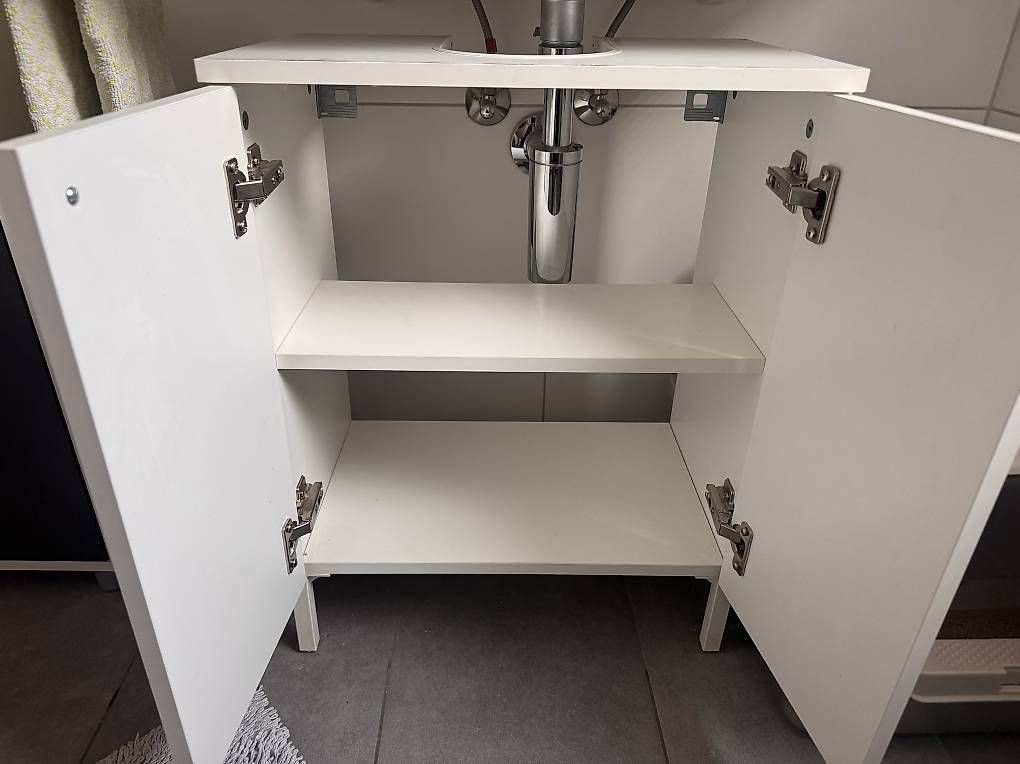 Mobili per bagno: Badezimmer unterschrank – Usato da Tübach venduto da tanja_12_ 1
