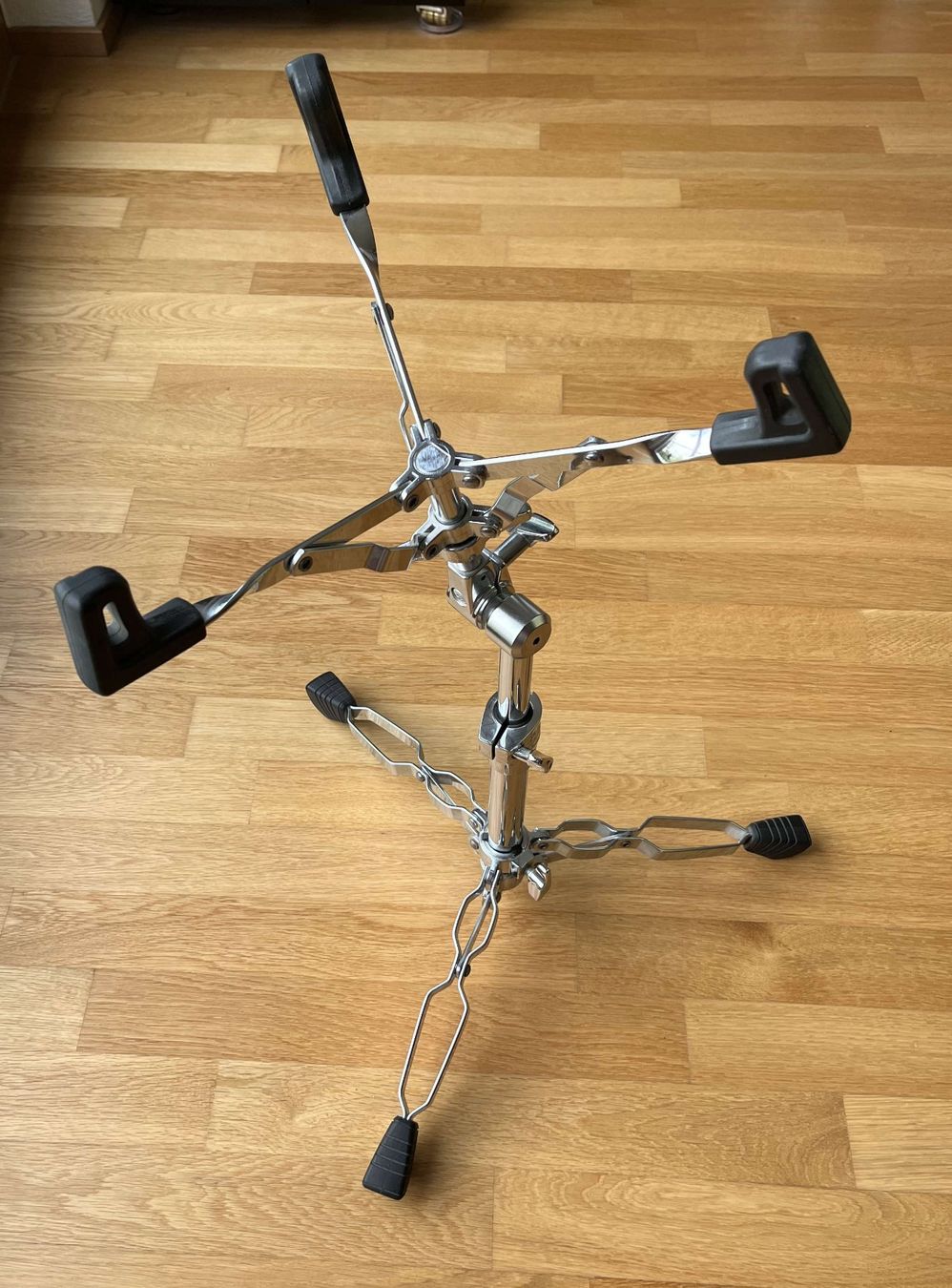 Strumenti musicali: Pearl S-930 Snare Drum Stand – Usato da Au ZH venduto da McMunk