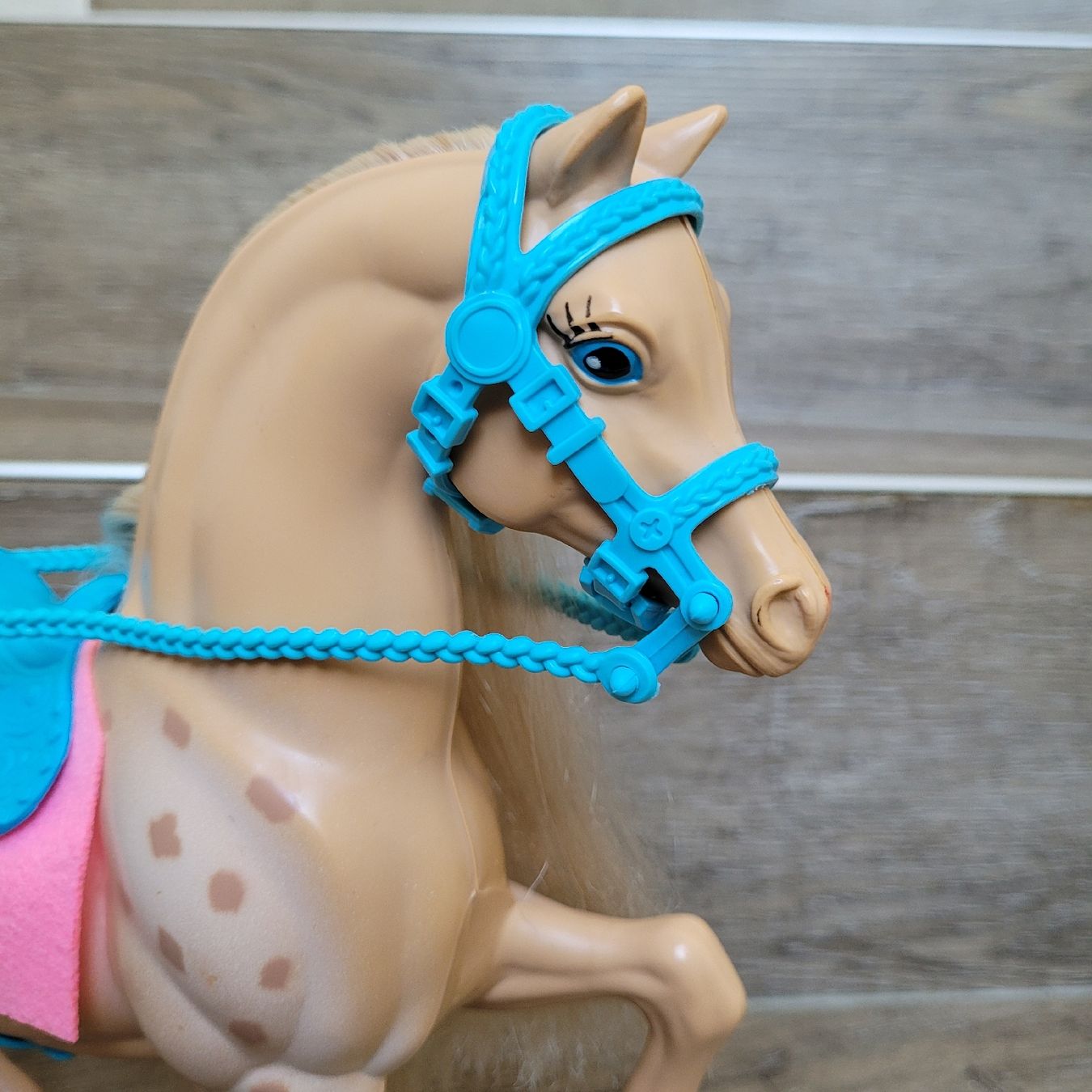 Giocattoli: Barbie Pferd Rose of Texas – Usato da Niederbuchsiten venduto da klengyel 5