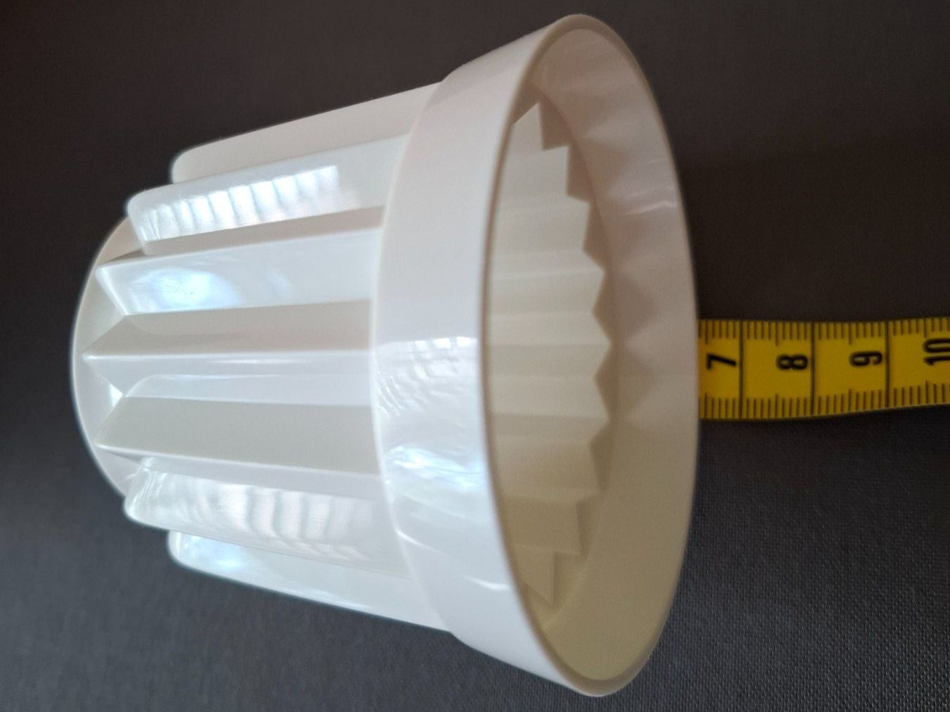 Tupperware Contenitori & Simili: 4 fast neue Tupperware-Vintage-Förmchen – Nuovo (secondo la descrizione) da Aadorf venduto da Miziti 2