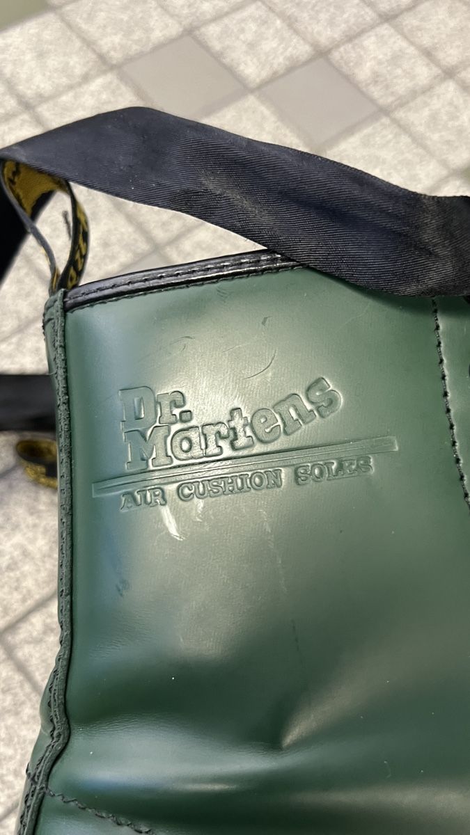 Dr. Martens Scarpe da uomo: Dr. Martens 1460 vertes, taille 38 – Usato da Genève venduto da Leboucheoreilles 4