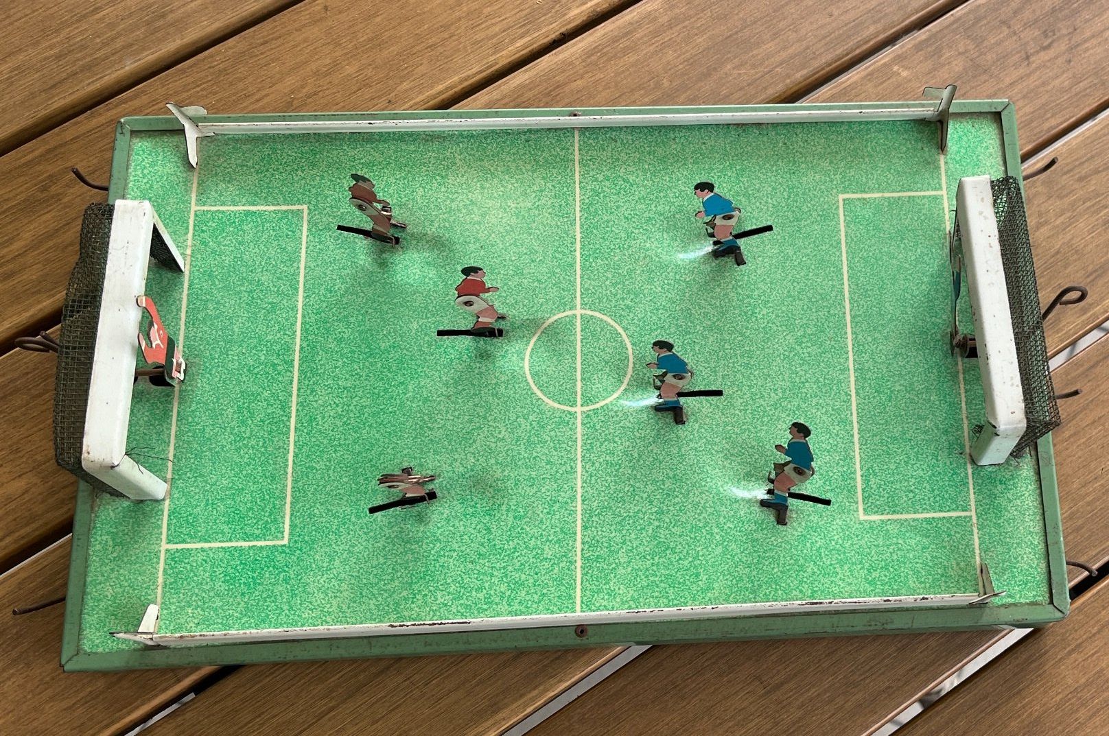 Tipp Kick Giochi: Nostalgisches Fussballspiel aus Blech – Usato da Emmenbrücke venduto da inf_9dkq