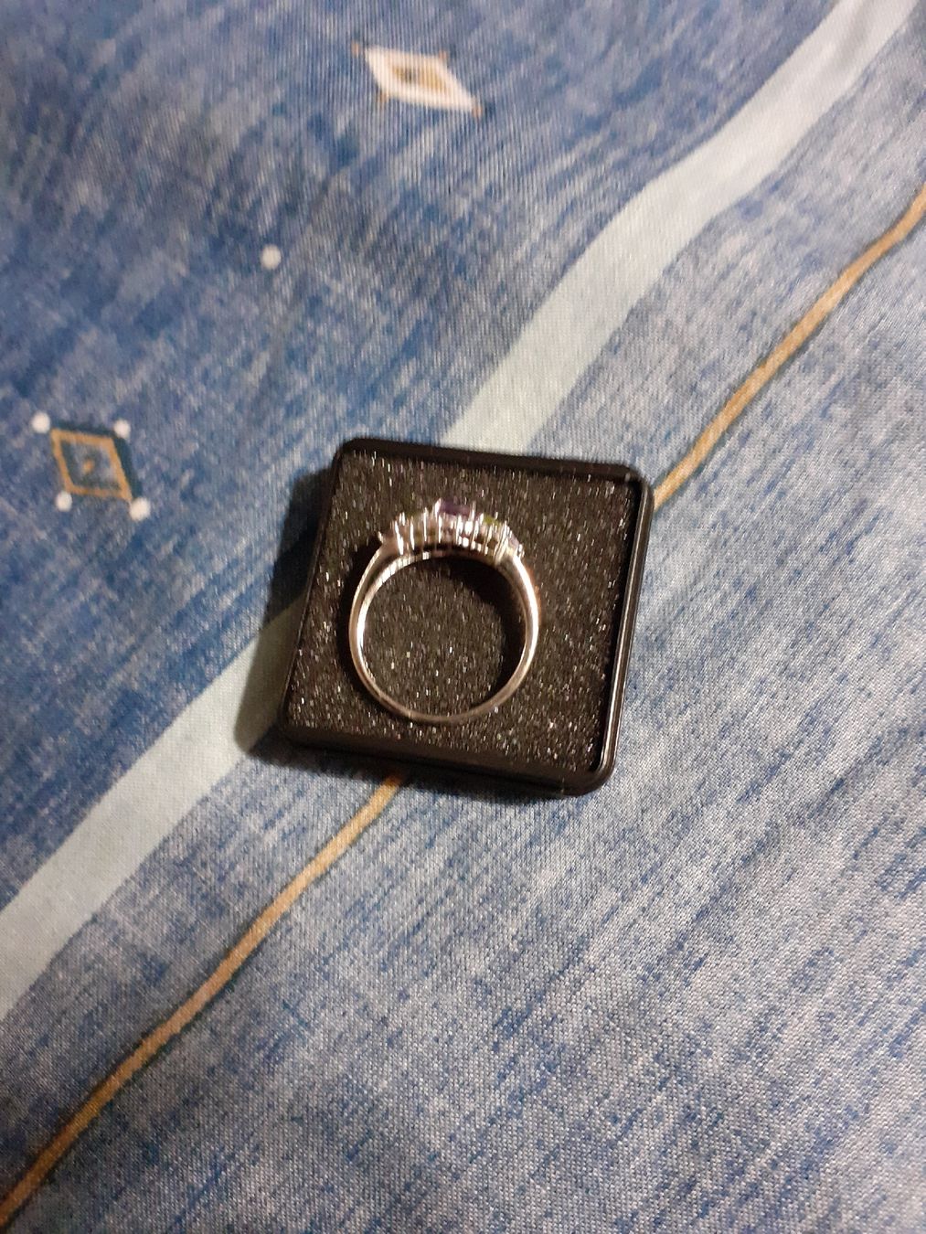 Ringe: 925 Silber Ring mit lila & grüne Steinen, Grösse 66 – Gebraucht aus Kloten von elb_9qvr 1