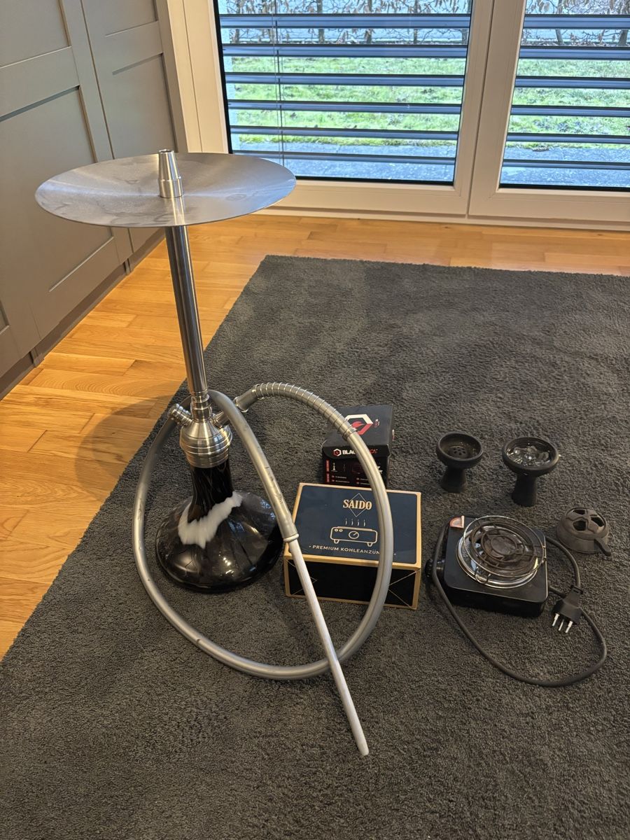 Amy Deluxe Wasserpfeifen: Shisha – Gebraucht aus Recherswil von jae_cfb6