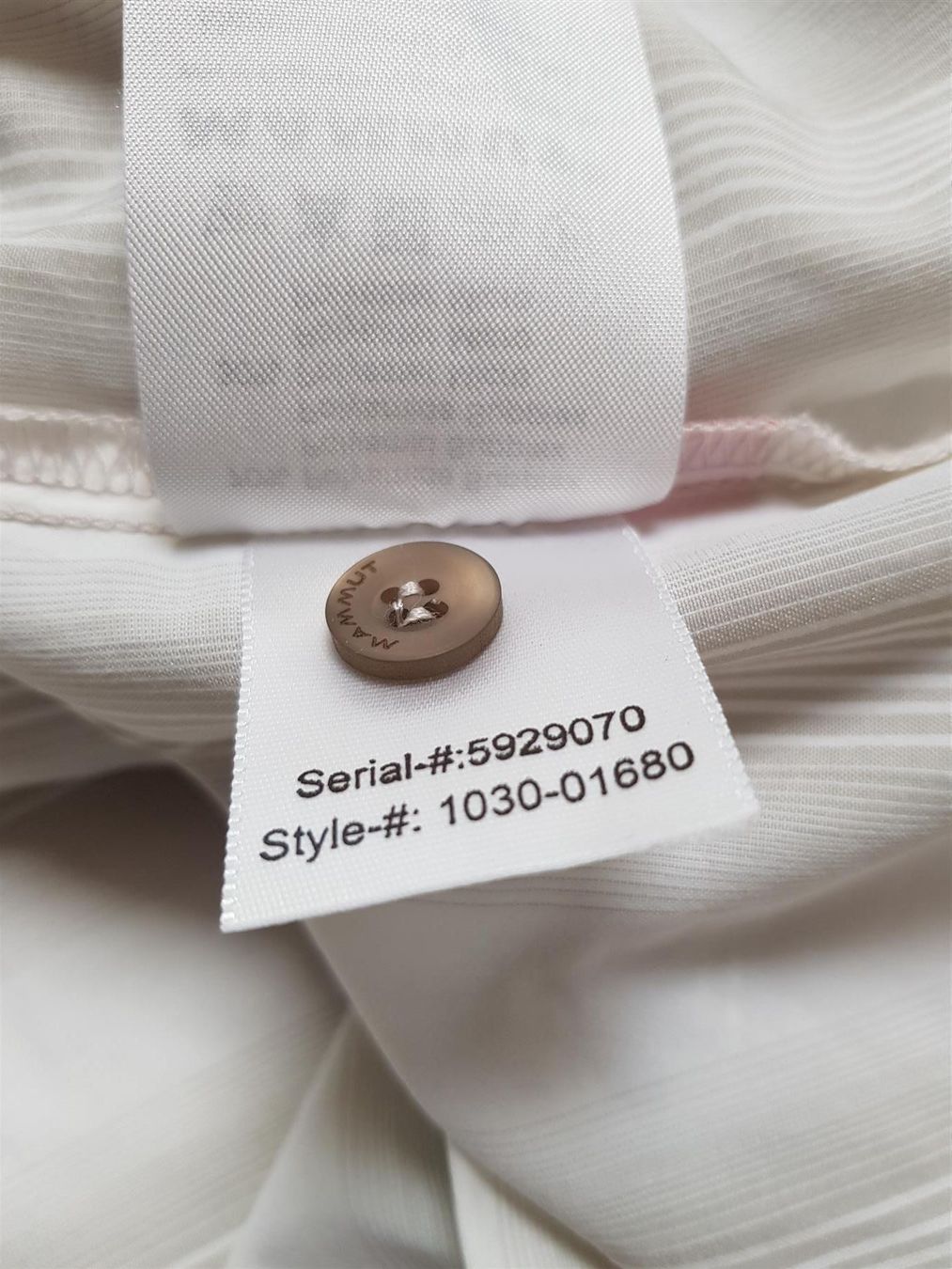 Mammut Hemden: Mammut kurzarm Shirt, Gr. M – Gebraucht aus Urtenen-Schönbühl von mammutli22 7