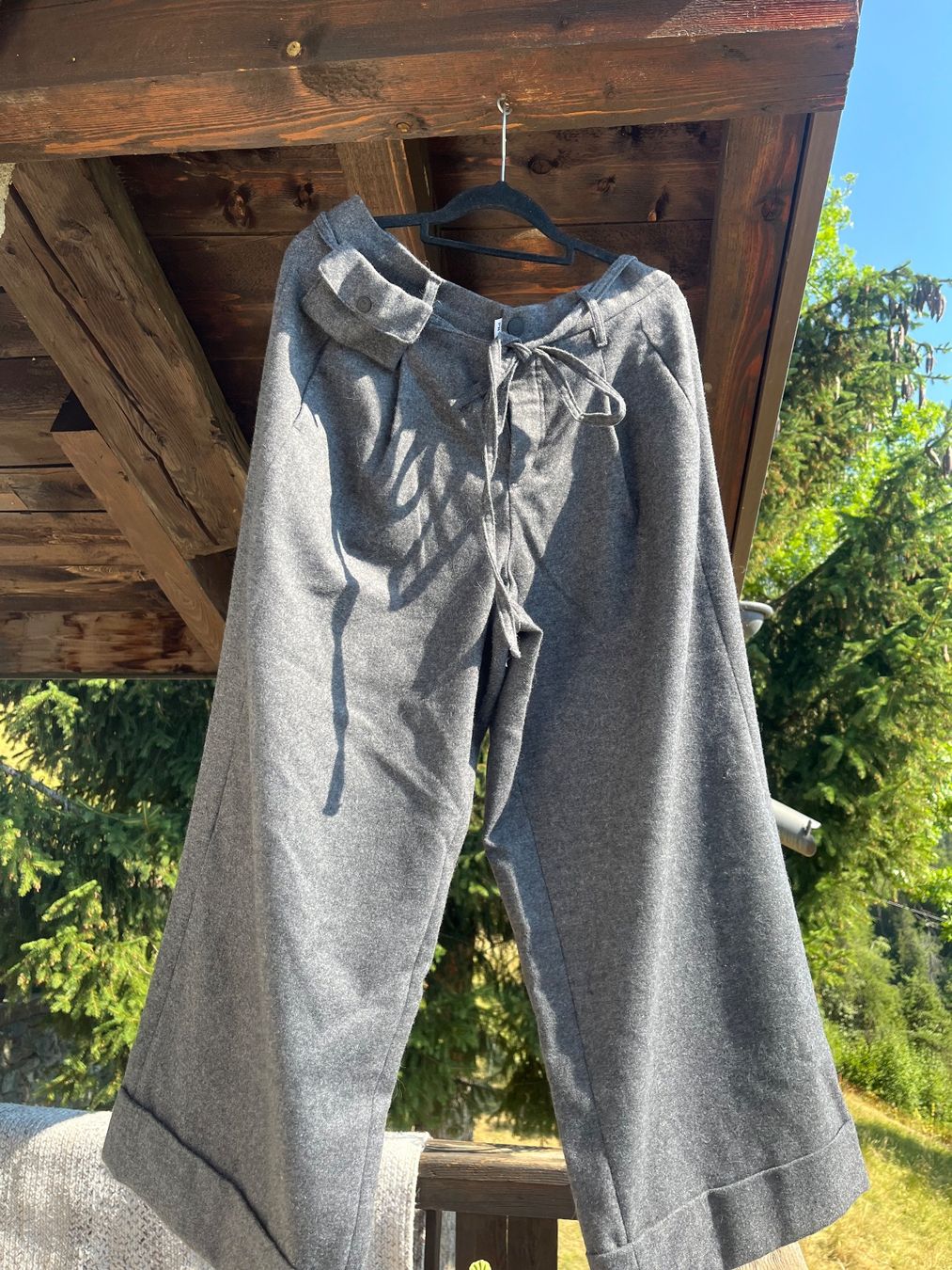 Hosen: Pantalon PNTS Gr 40 – Neu (gemäss Beschreibung) aus Ovronnaz von fra_n8h8