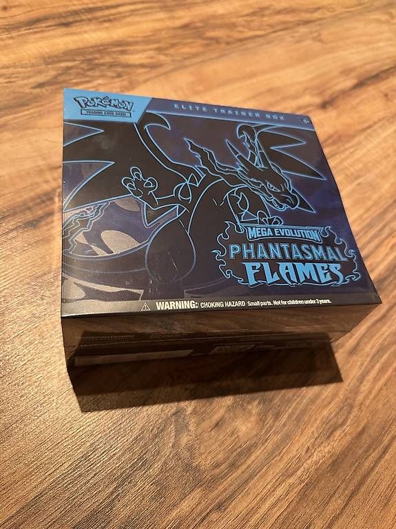 Pokémon Sammelbilder & Trading cards: Mega Evolution Phantasmal Flames Elite Trainer Box EN – Neu und originalverpackt aus Aarau Rohr von Treasure-Trove