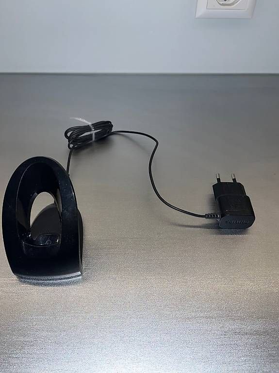 Philips Rasoi & Lamette da barba: Philips Netzgerät HQ850 – Usato da Buchs SG venduto da Kurtscha