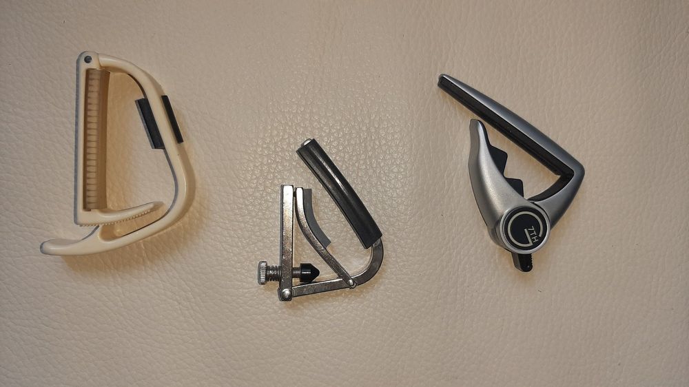 LALADEFIEE Daumenplektren Set - 12 Ultradünne Fingerpicks Für Gitarre & Bass