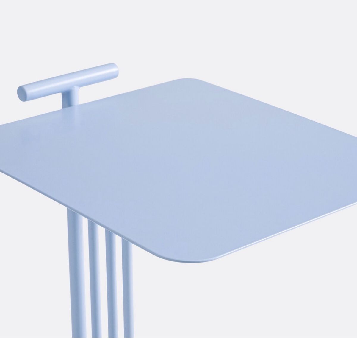 Tavoli: Couchtisch Metall in babyblau – Nuovo (secondo la descrizione) da Zürich venduto da kaeppelizurich 2
