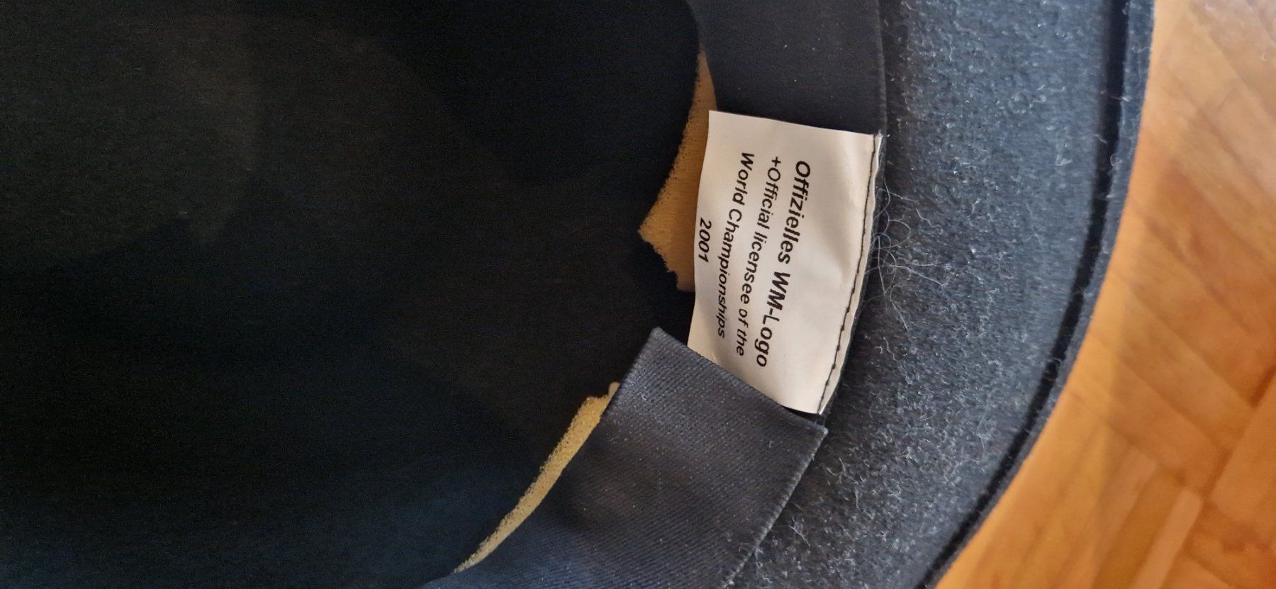 Chapeaux, bonnets & casquettes: Ski WM 2001 St. Anton Hut – D'occasion à Dorf par Echo_Elements 1