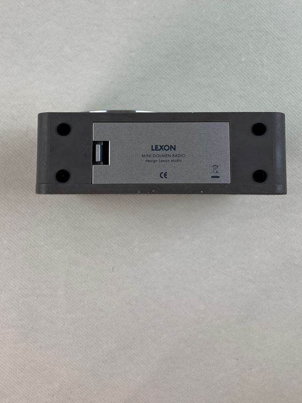 Lexon Radio: LEXON | Dolmen mini | Radio | Grau/Silber – Nuovo (secondo la descrizione) da Wittenbach venduto da Restwert_St-Gallen 4