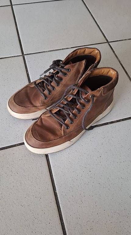 Scarpe da uomo: Herrenschuh 41 – Usato da Wäldi venduto da Fergiu
