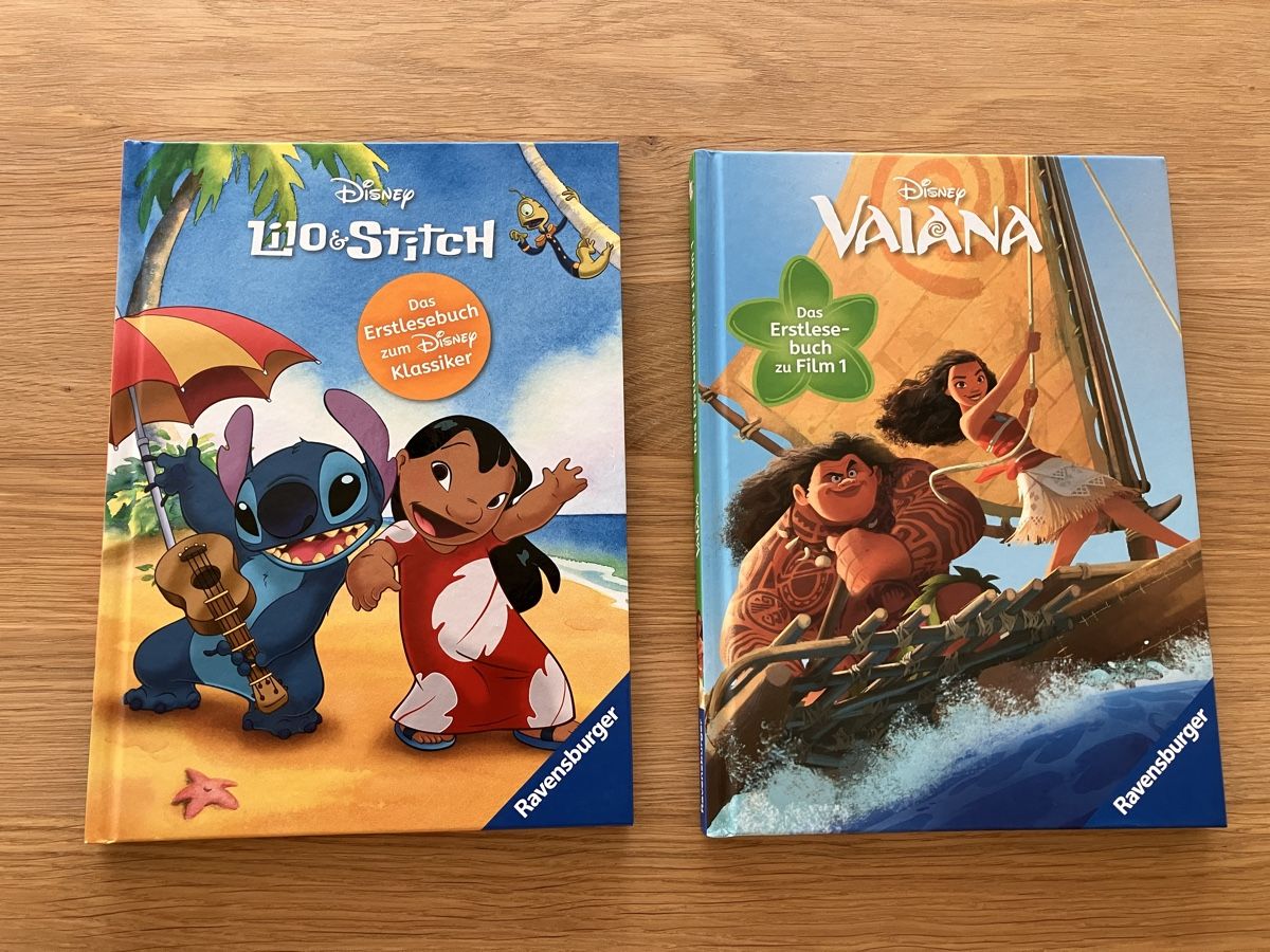 Libri: Erstlesebuch, 2 Stück, Lilo&Stitch / Vaiana – Usato da Oberlunkhofen venduto da Nuemmiis
